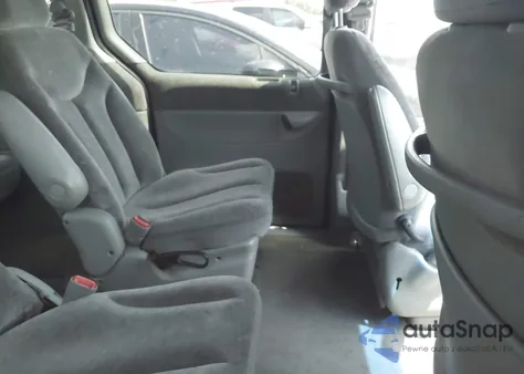 2000 Dodge Grand Caravan Se z USA, uszkodzony, nr VIN 2B4GP44G1YR777181